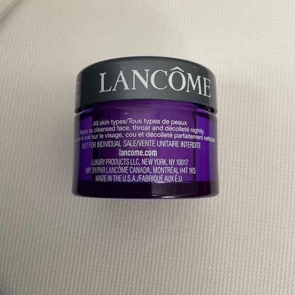 New. Lancome Renergie Lift Multi-Action Night Cream 0.5 oz / 15g - Picture 2 of 2